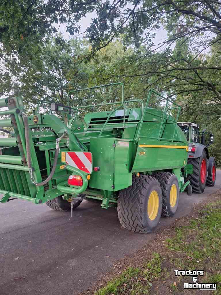 Pressen John Deere L624