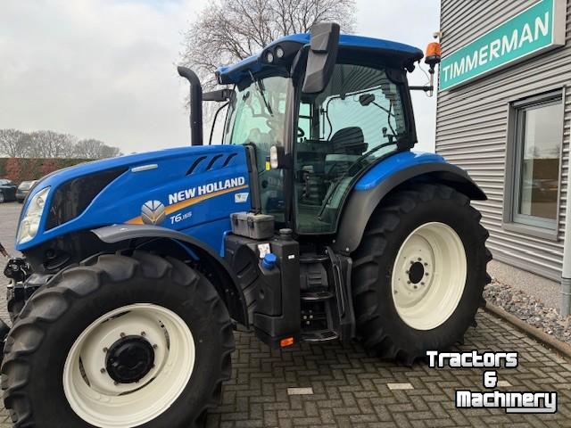 Schlepper / Traktor New Holland 155