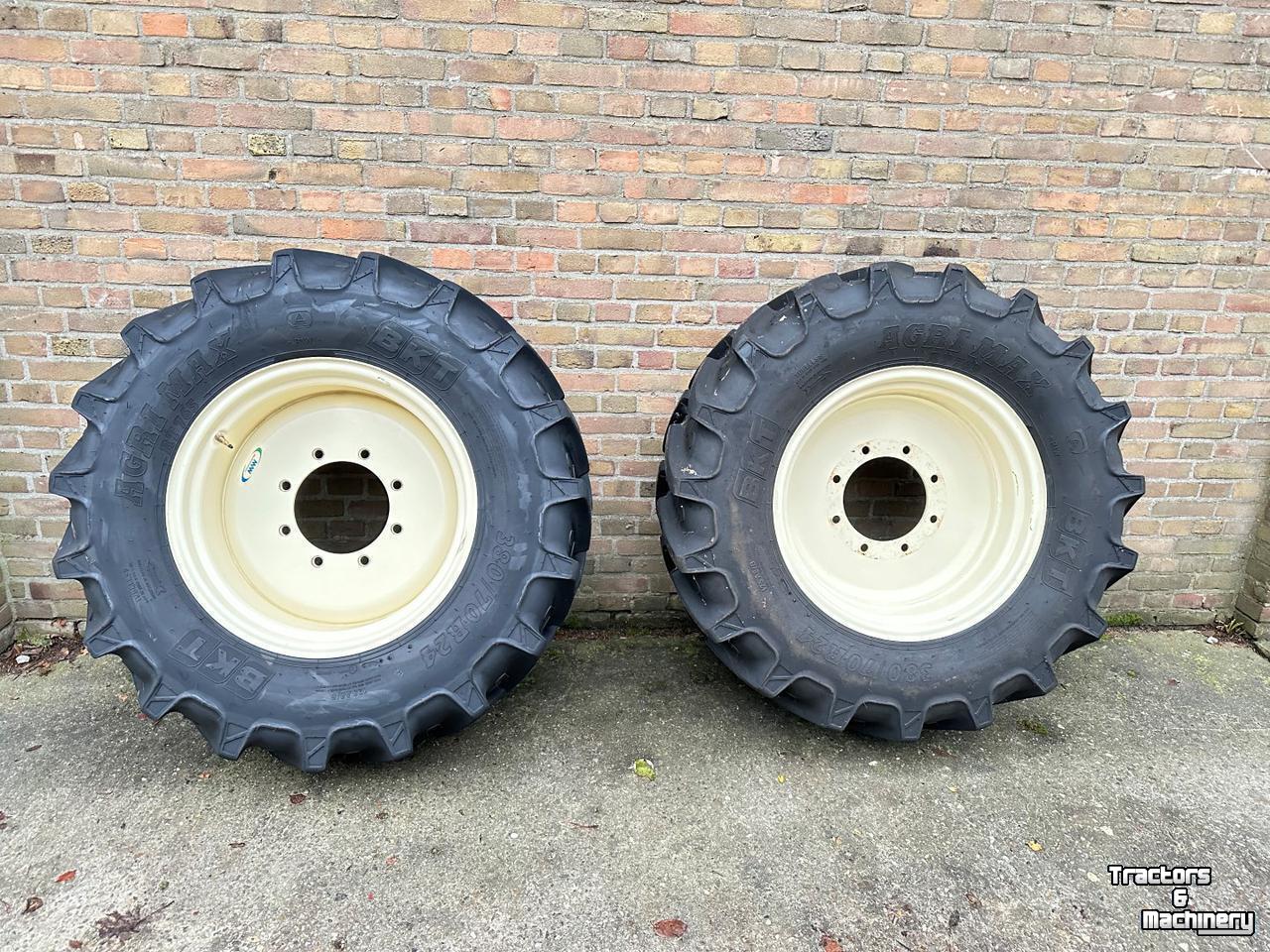 Räder, Reifen, Felgen & Distanzringe BKT 380/70R24