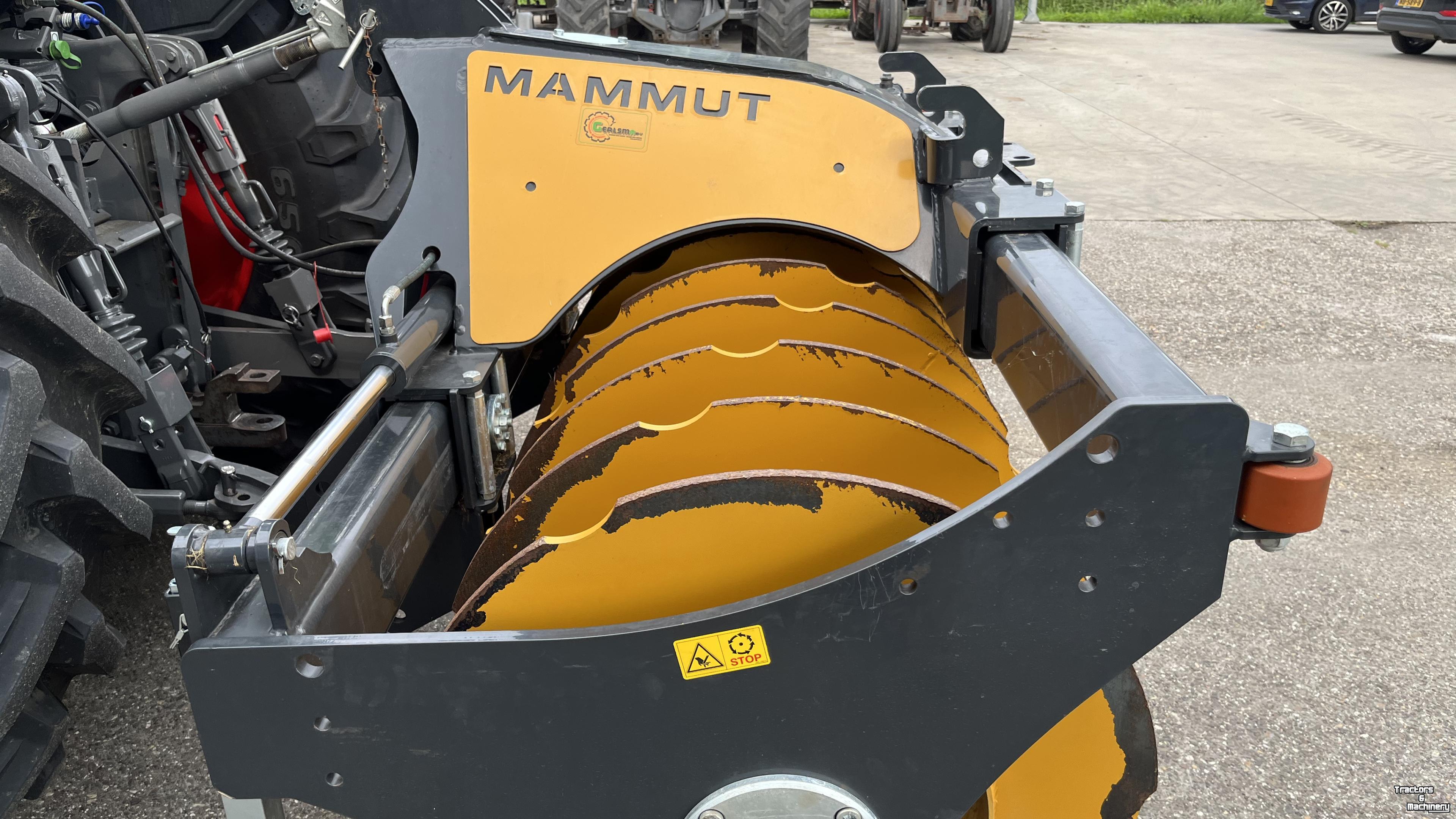 Silo Verdichtungswalze Mammut SK250 H