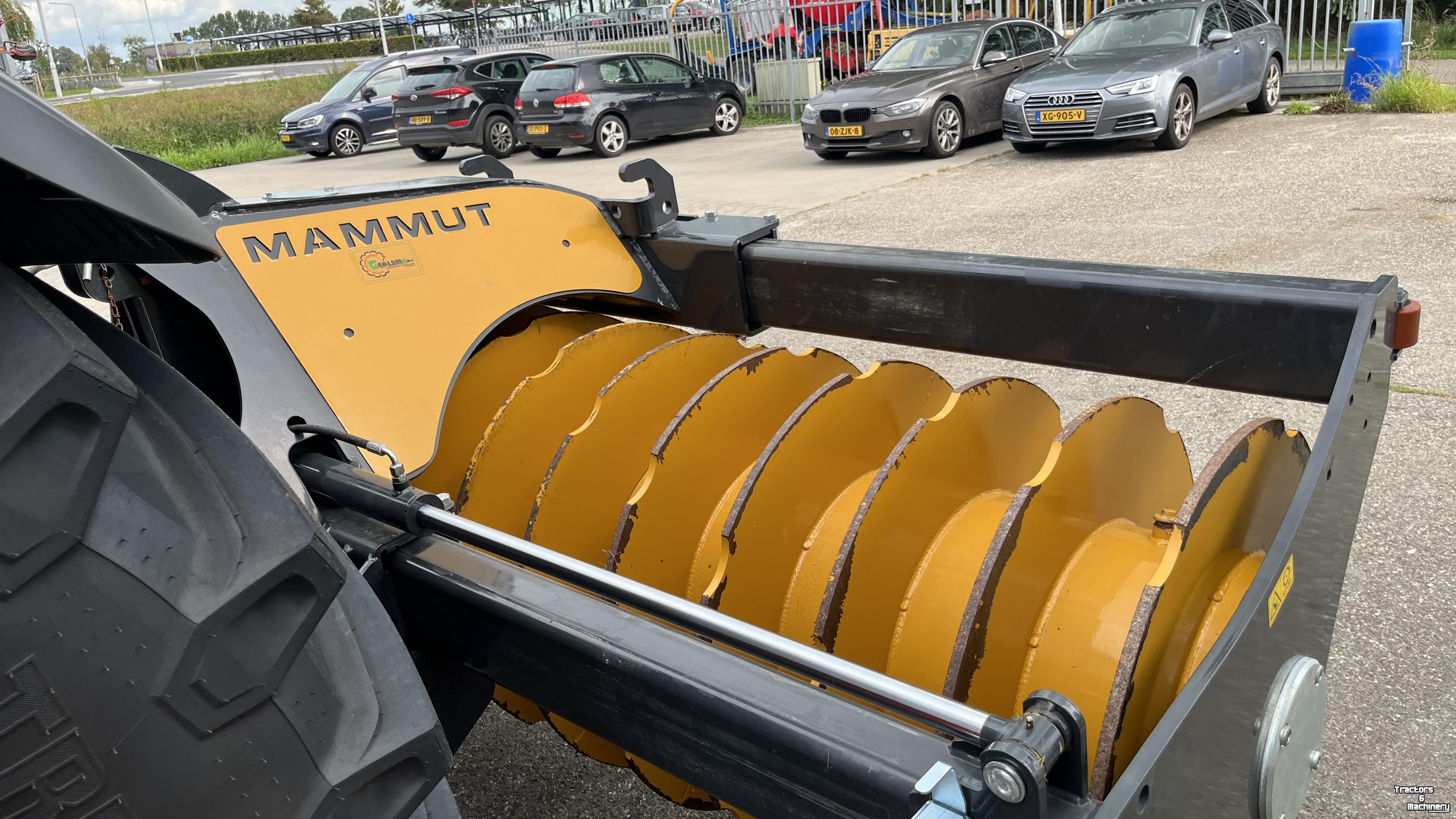 Silo Verdichtungswalze Mammut Mammut  SK250 H