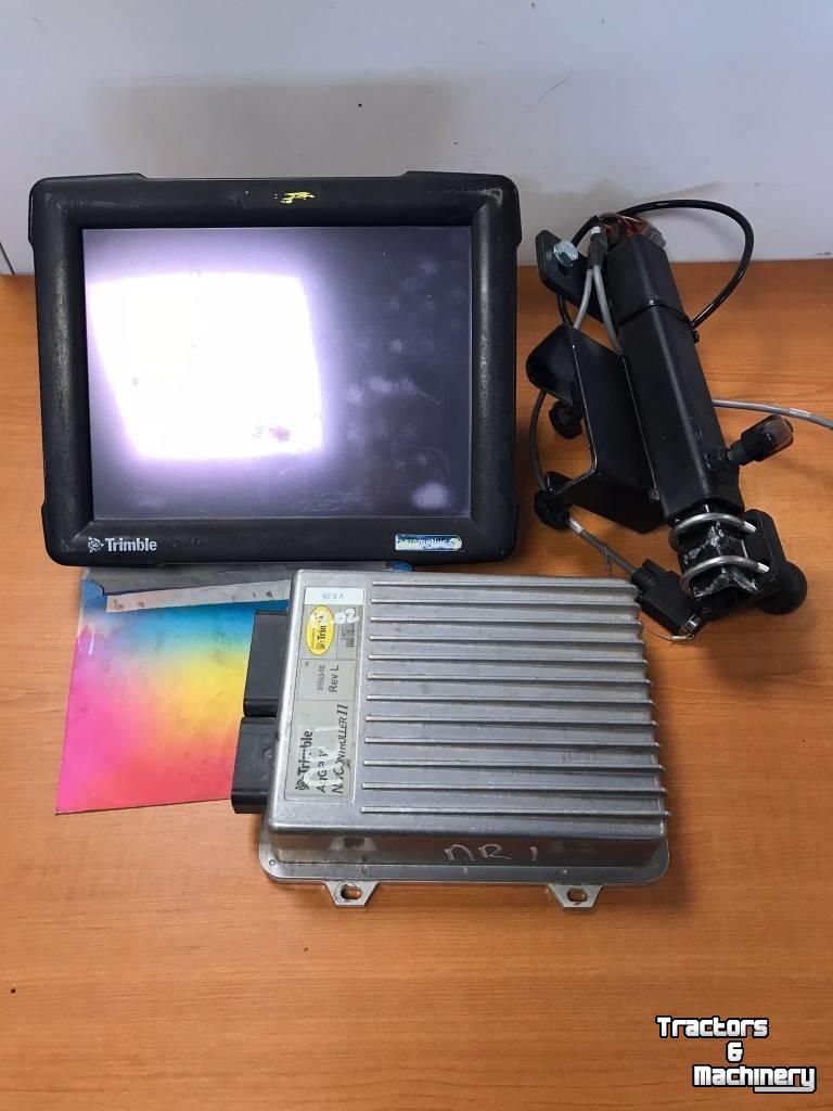 GPS Lenksystemen und Zubehör Trimble FM1000 met NAV II controller en modem