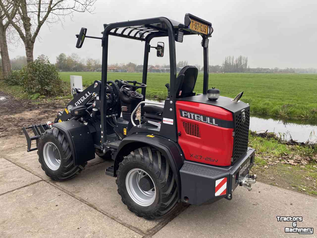 Radlader Pitbull X27-26V