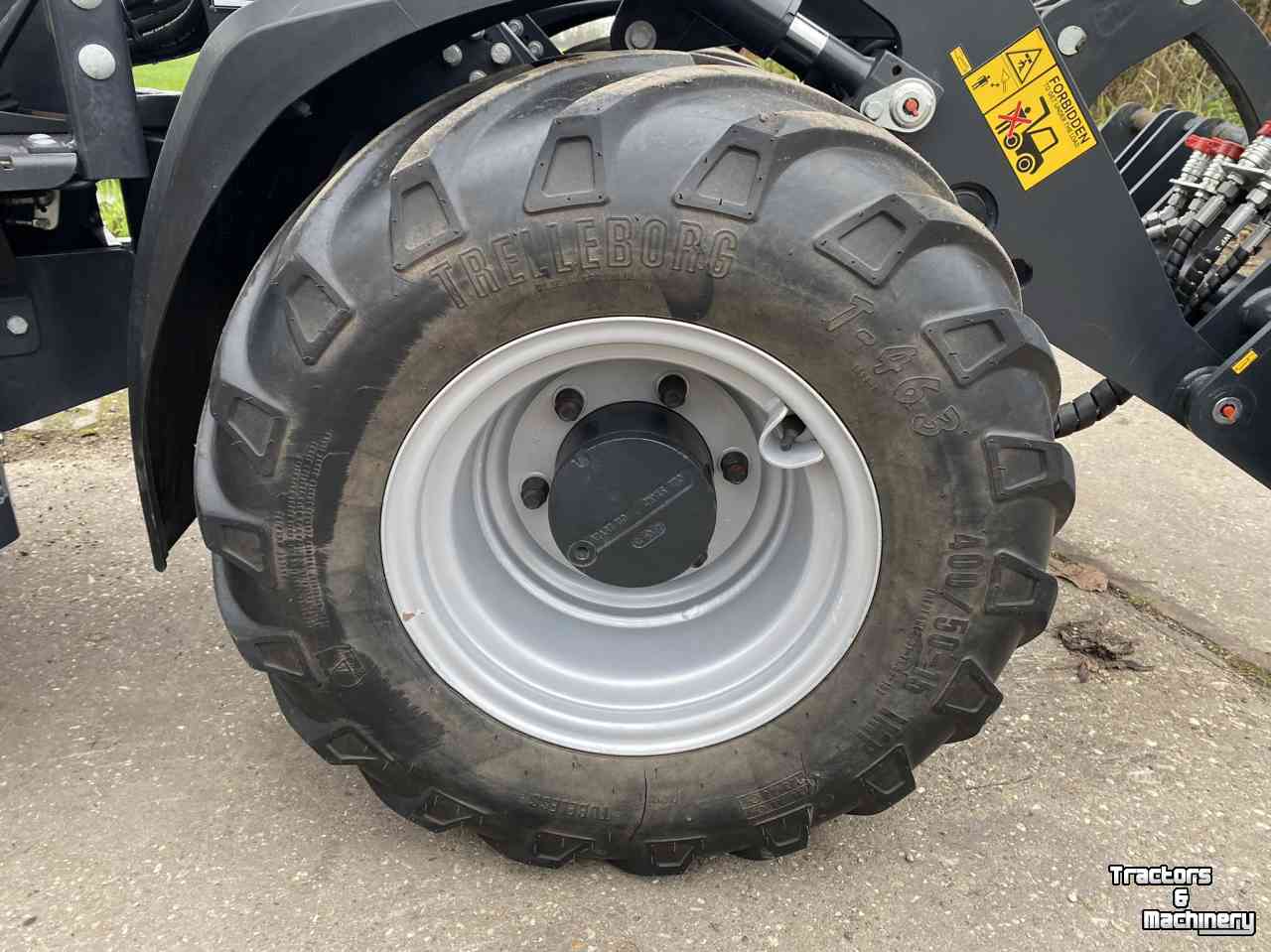 Radlader Pitbull X27-26V