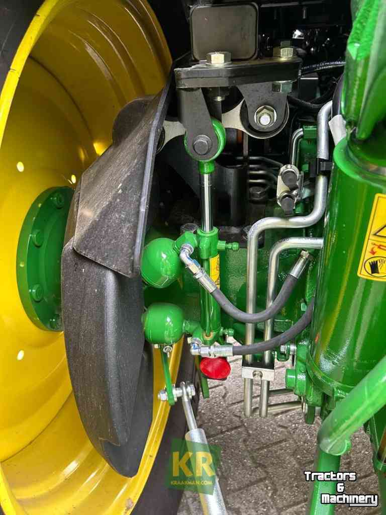 Schlepper / Traktor John Deere 6R 150