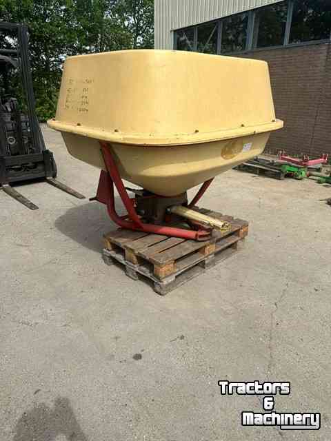 Düngerstreuer Vicon SF 1553