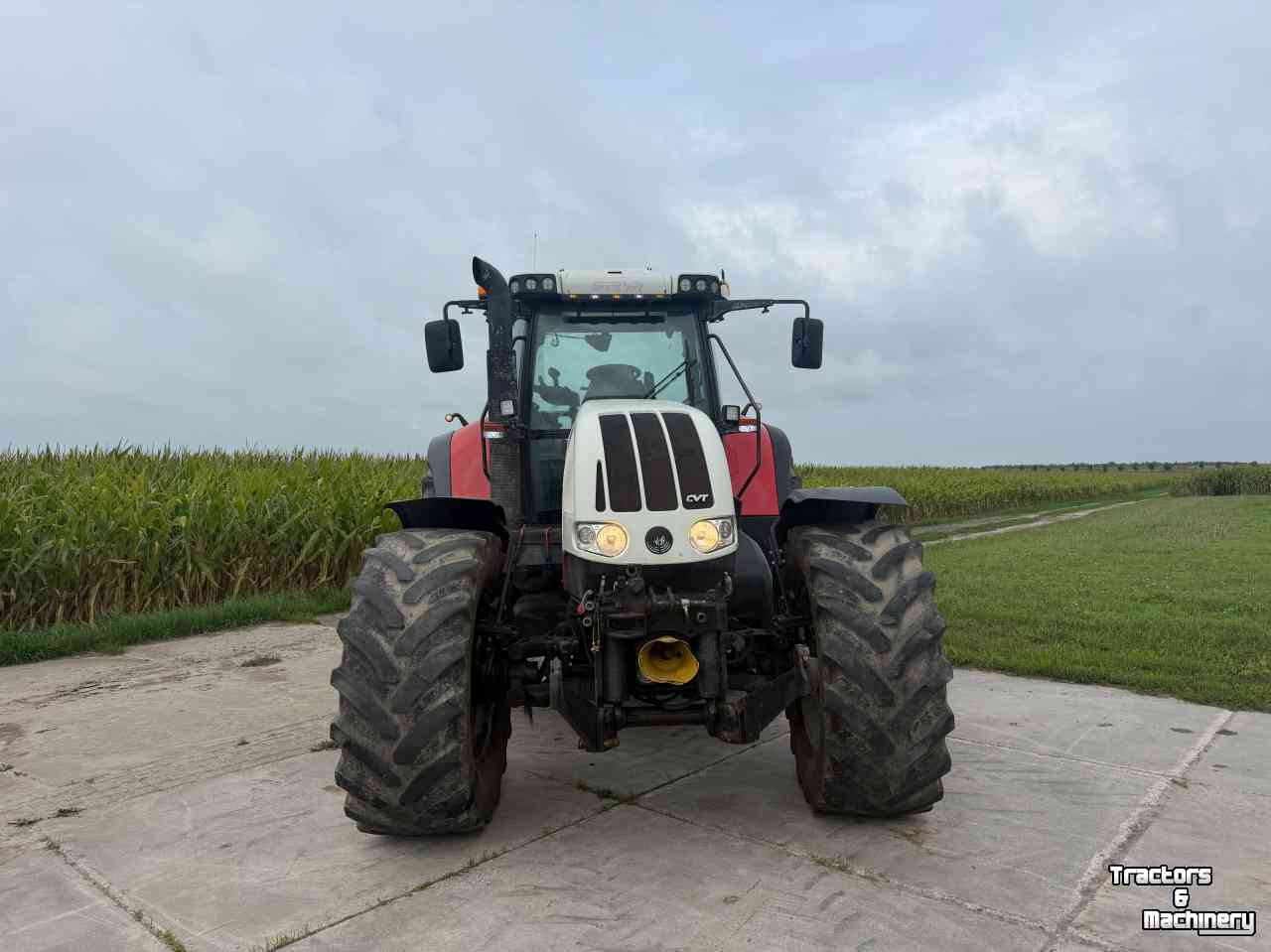 Schlepper / Traktor Steyr 6145 CVT