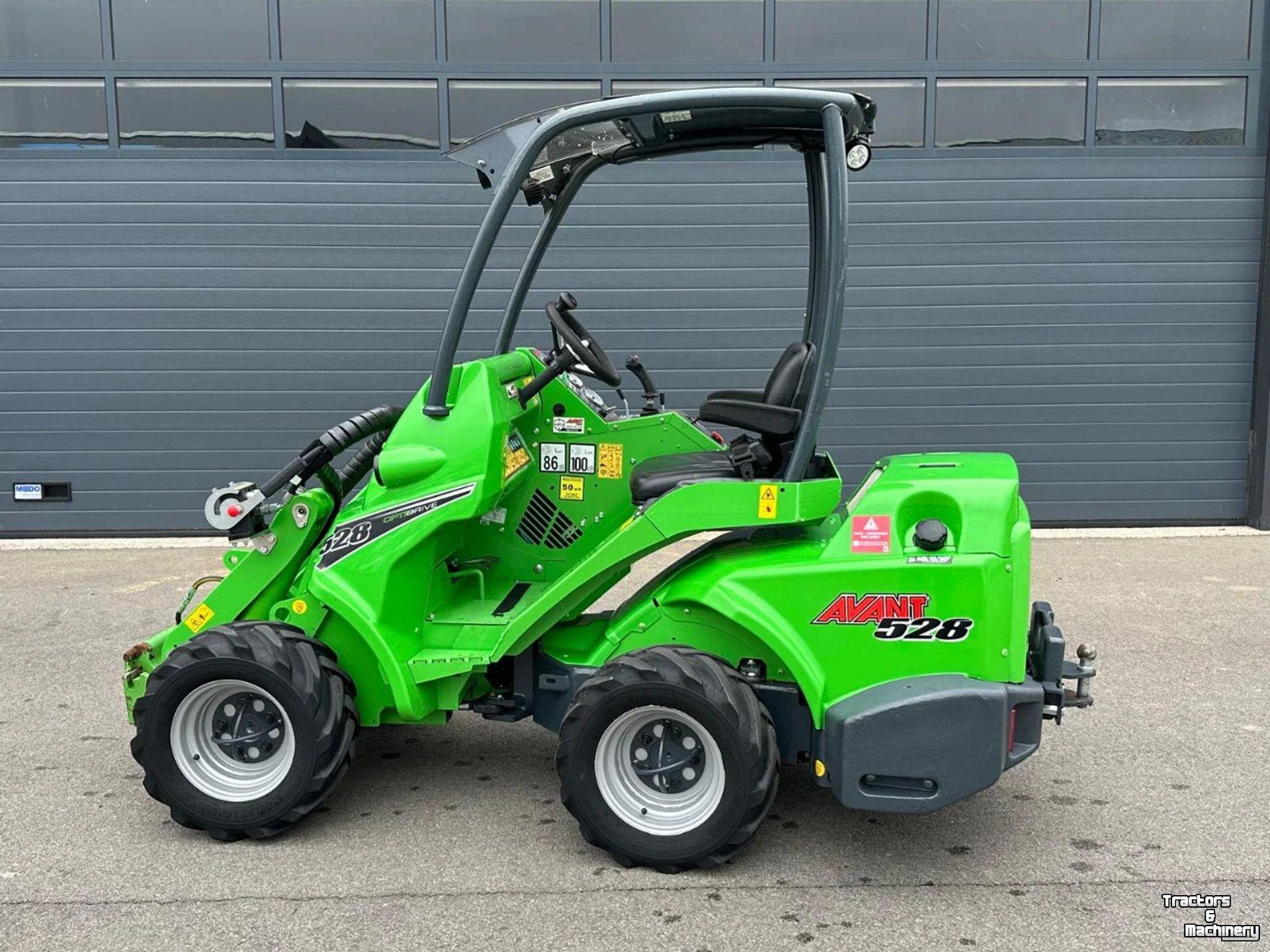 Radlader Avant 528 mini-shovel