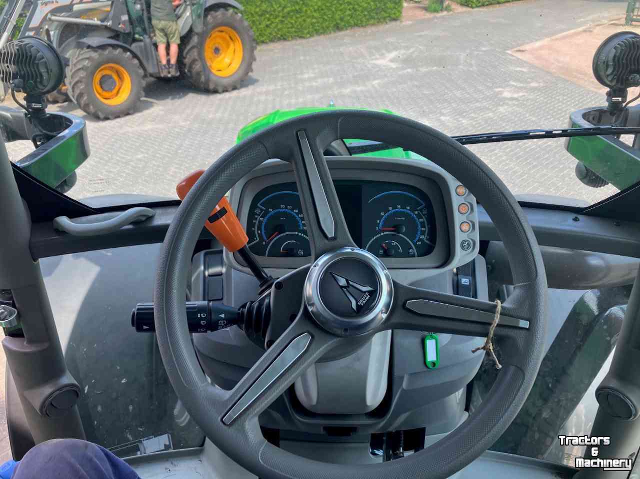 Schlepper / Traktoren Deutz-Fahr 6125C
