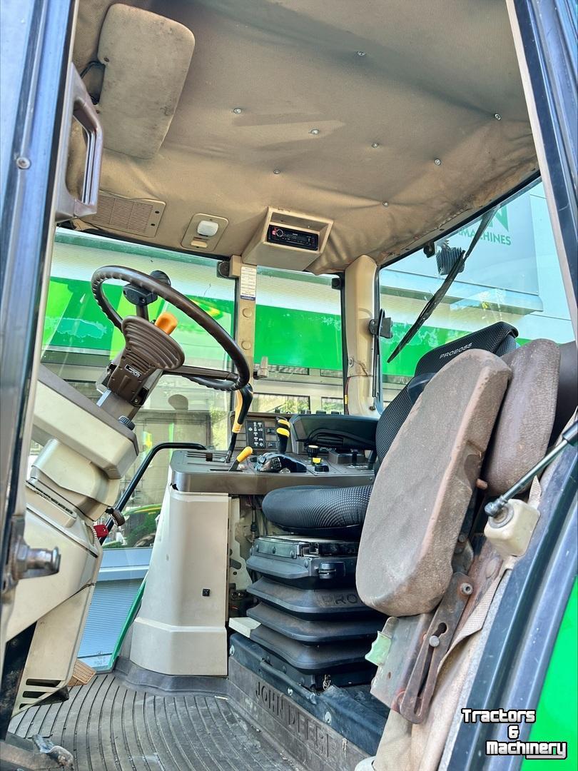Schlepper / Traktor John Deere 6610