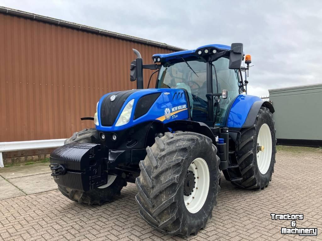 Schlepper / Traktor New Holland T7.230 AC