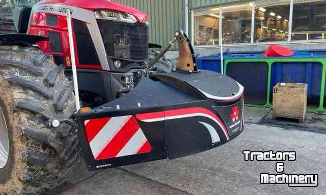 Frontstoßstange Massey Ferguson Tractorbumper / Frontbumper / Aanrijdbeveiliging