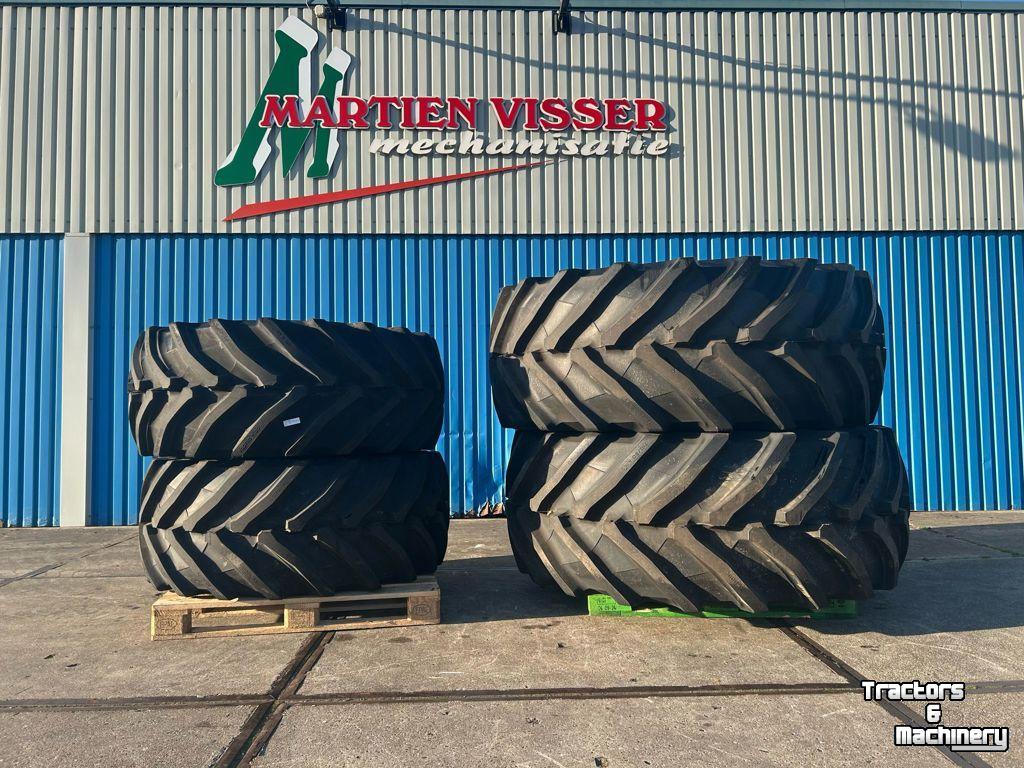Räder, Reifen, Felgen & Distanzringe Trelleborg Set 710/60R42+600/60R30 10-G