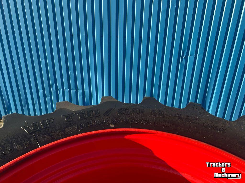 Räder, Reifen, Felgen & Distanzringe Trelleborg Set 710/60R42+600/60R30 10-G