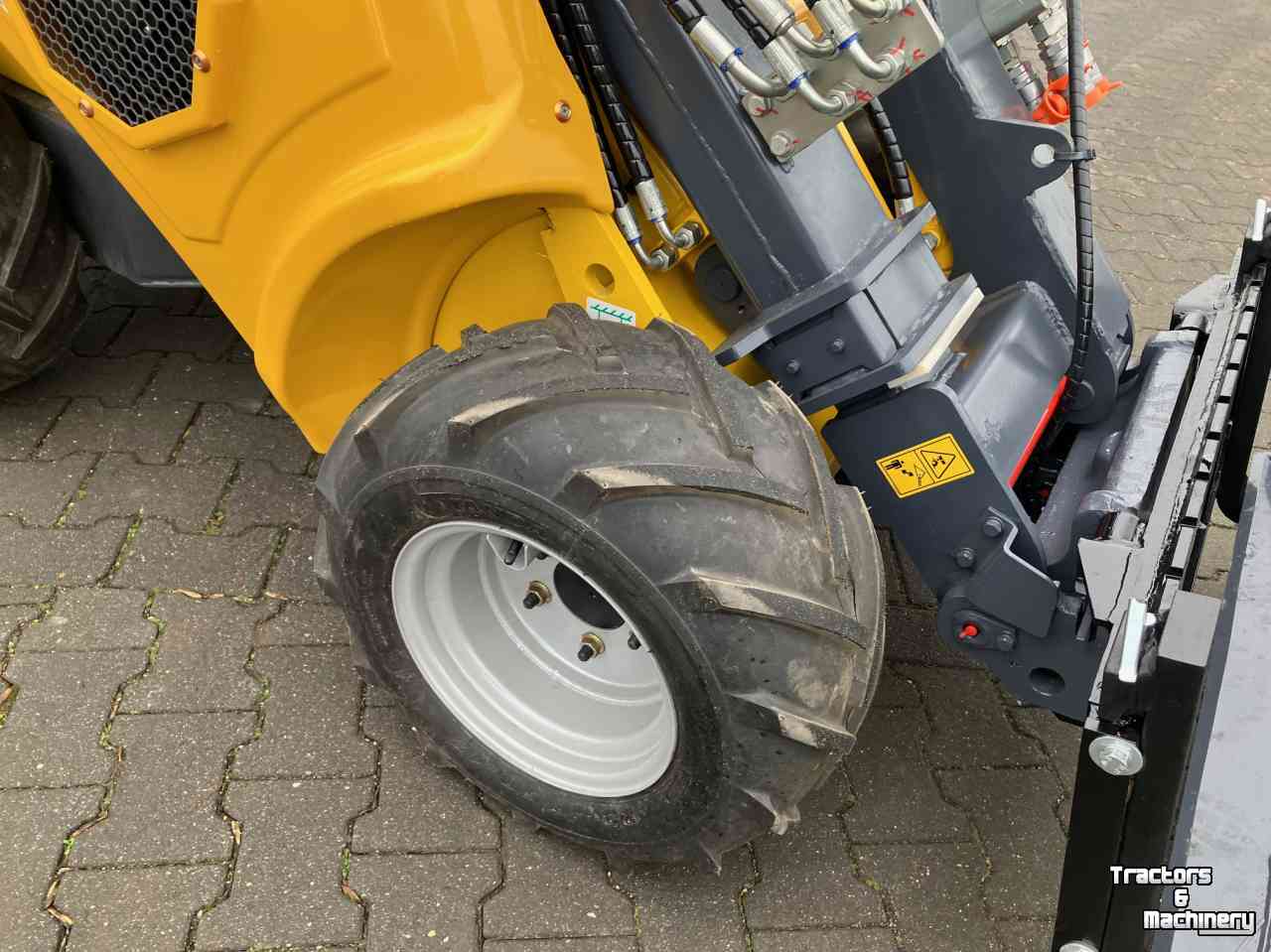 Radlader Eurotrac W11 telescoop shovel -minishovel