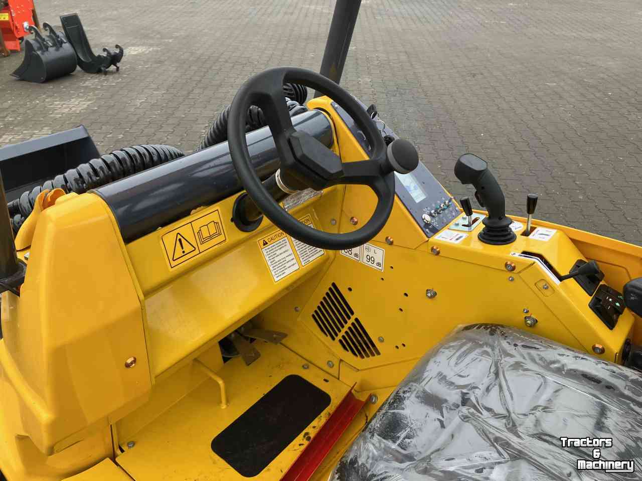 Radlader Eurotrac W11 telescoop shovel -minishovel
