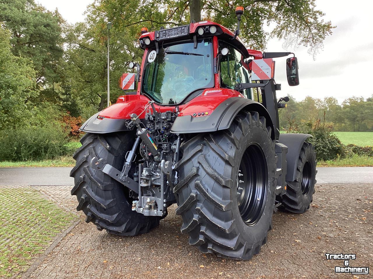 Schlepper / Traktor Valtra Q285