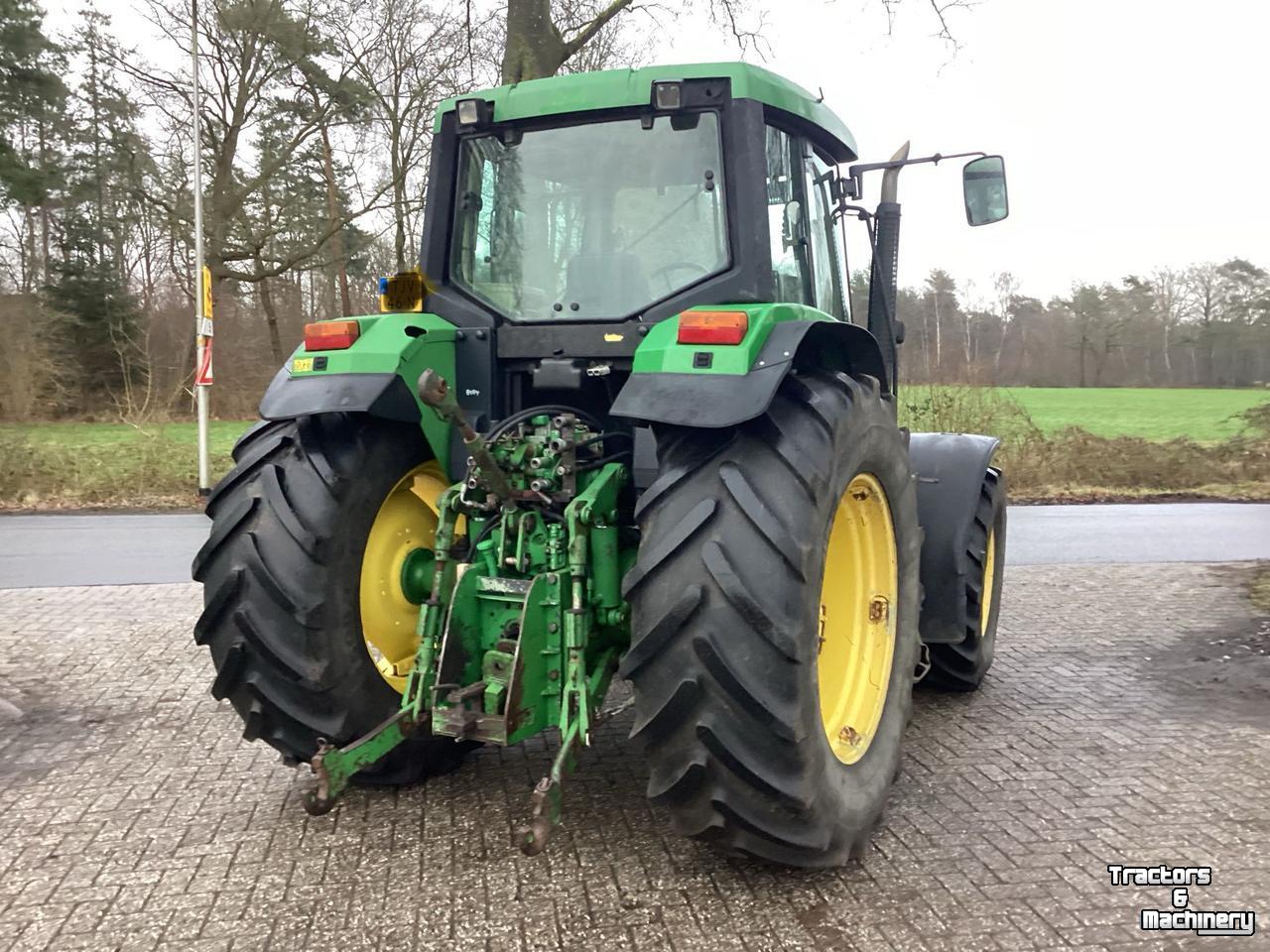 Schlepper / Traktor John Deere 6510