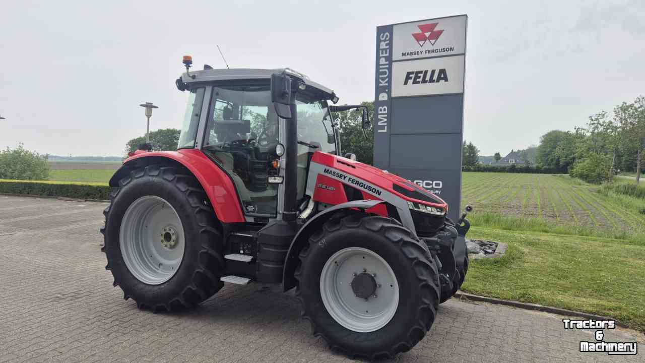 Schlepper / Traktor Massey Ferguson 5S.125