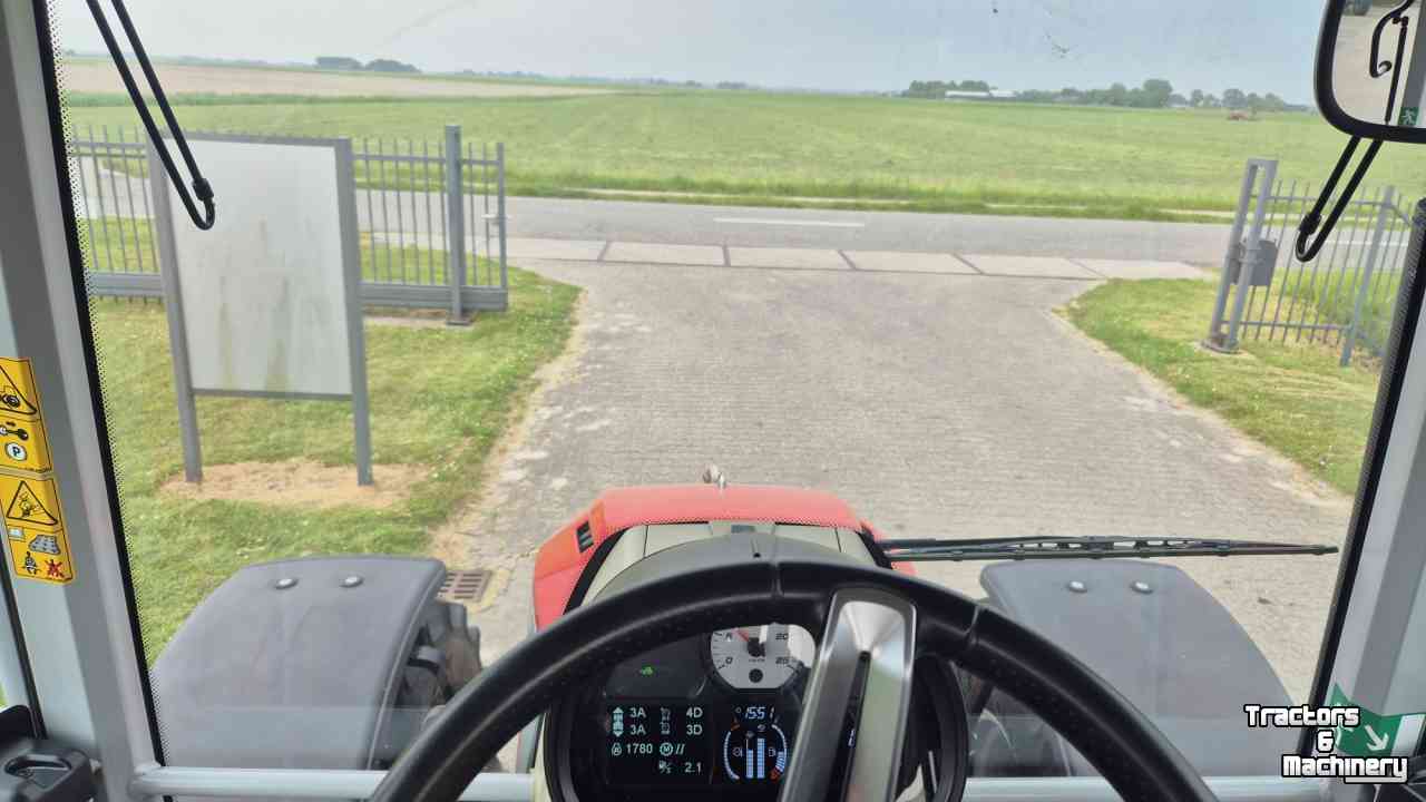 Schlepper / Traktor Massey Ferguson 5S.125