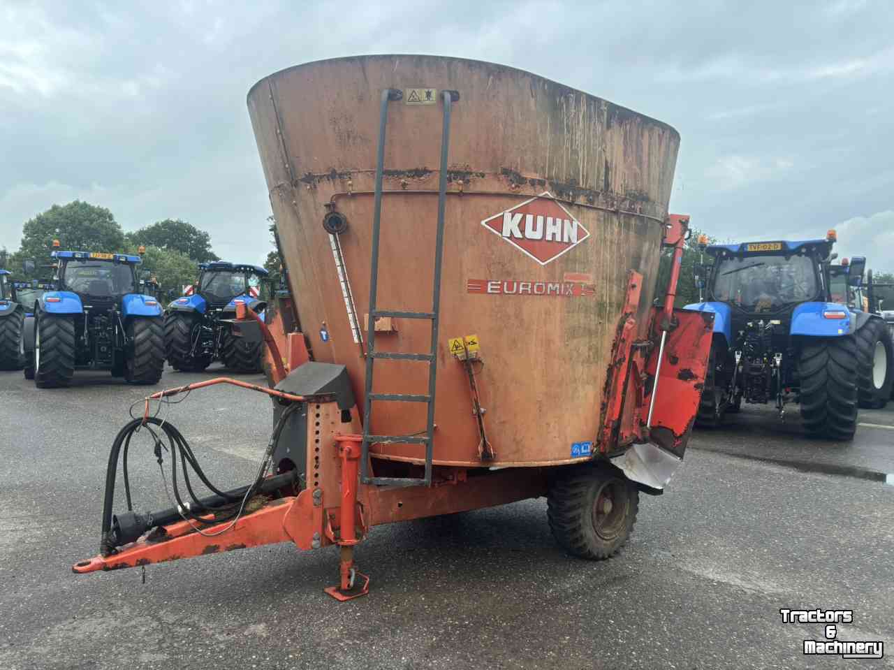Futtermischwagen Vertikal Kuhn Mengwagen