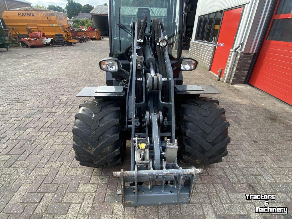 Radlader Giant Giant V5003HD