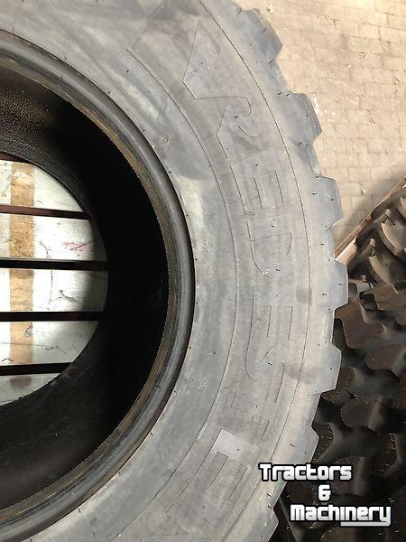 Räder, Reifen, Felgen & Distanzringe Vredestein Vredestein - Flotation Trac 710/50R26.5