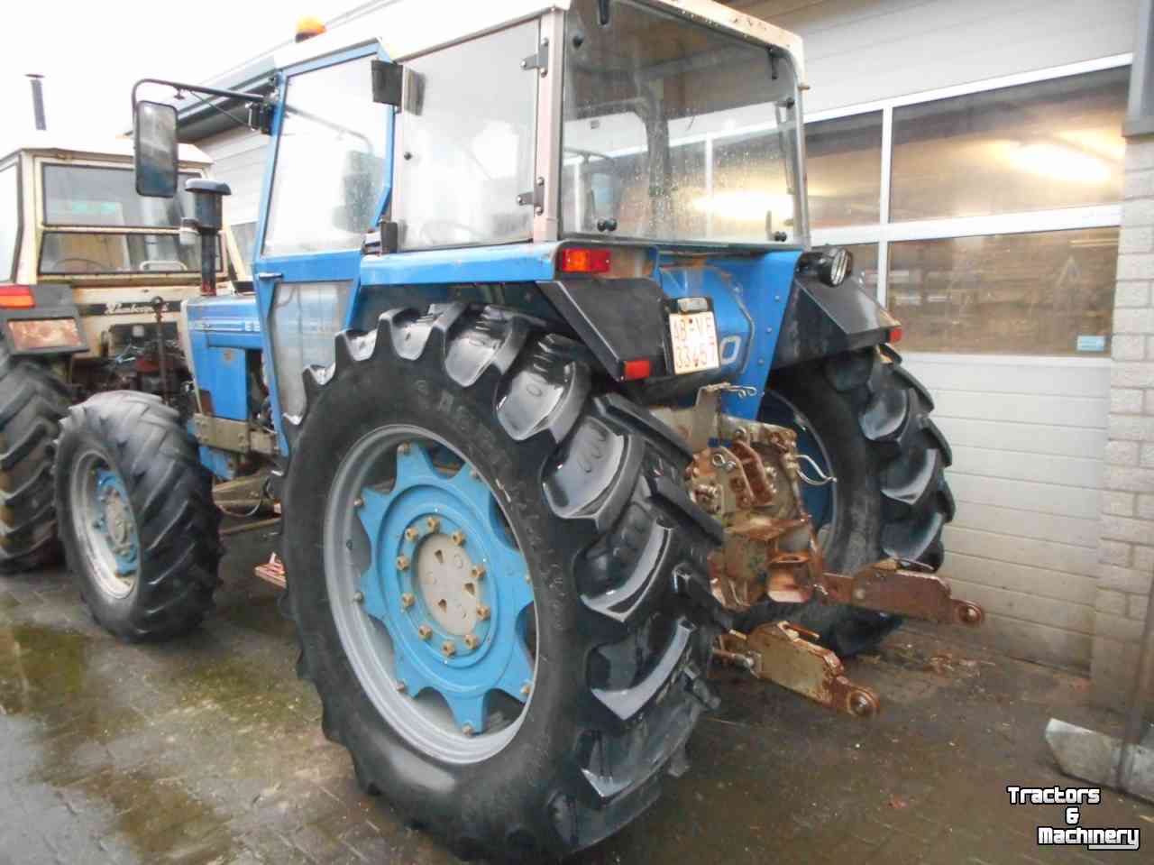 Schlepper / Traktoren Ebro 6125