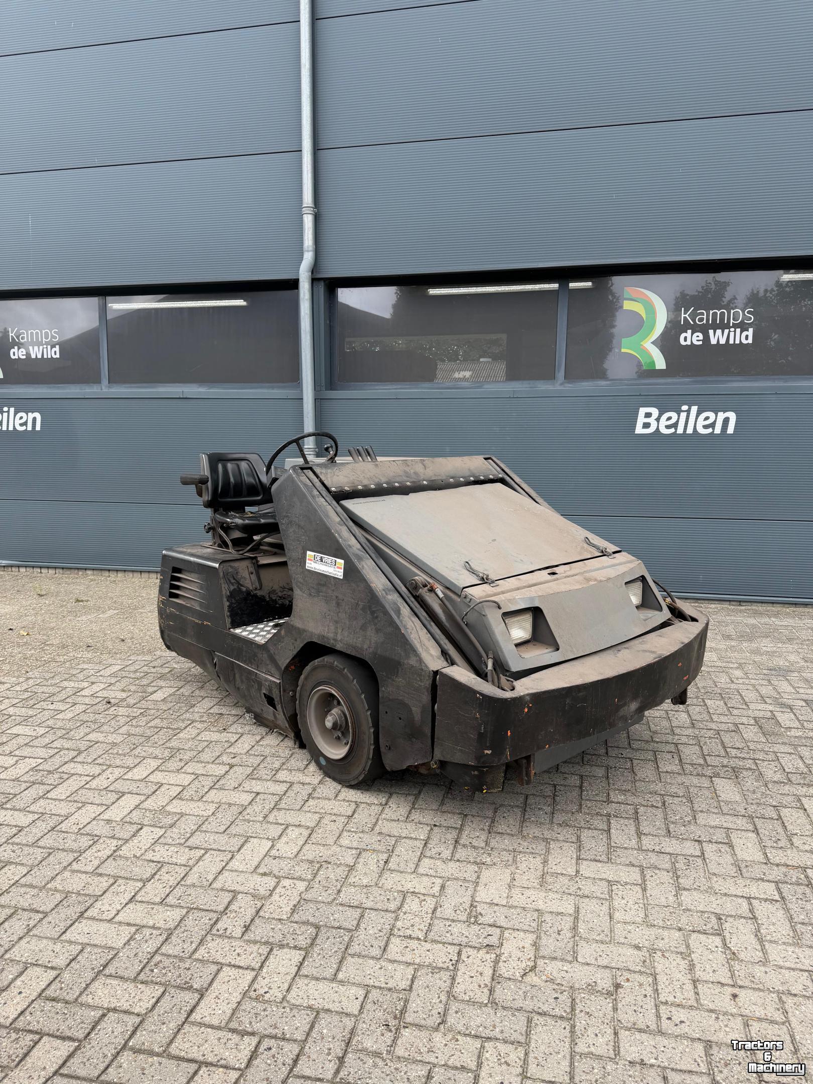 Kehrmaschine  Powerboss SW9XT