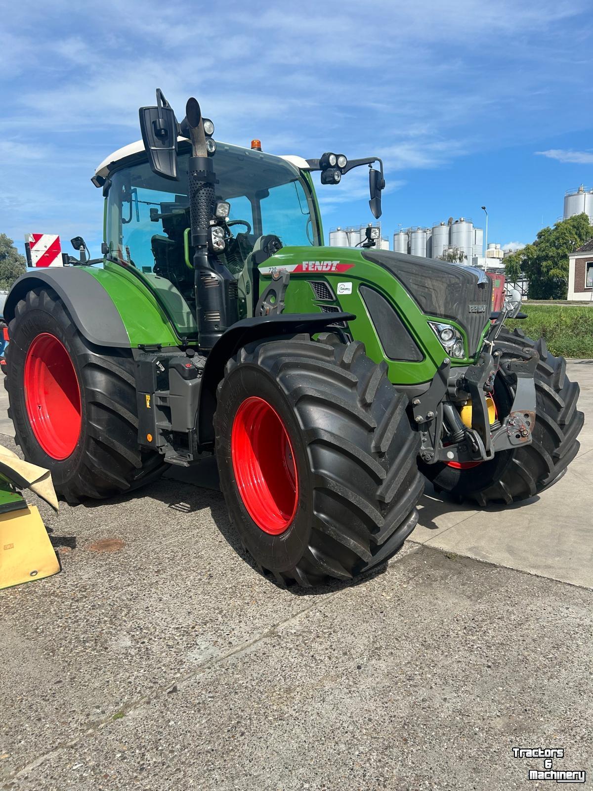 Schlepper / Traktor Fendt 720 Profi plus