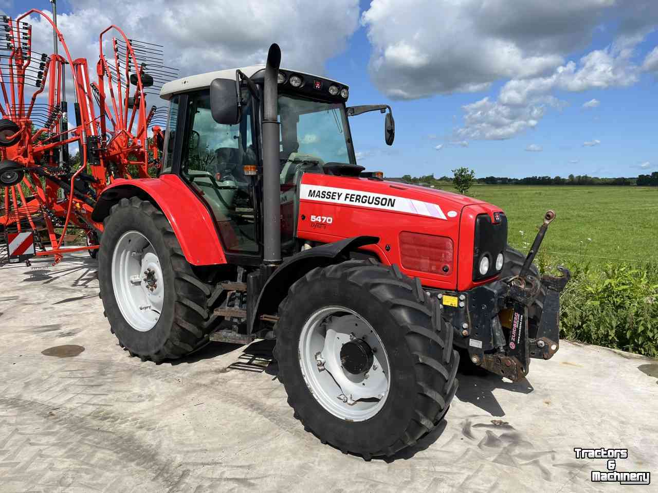 Schlepper / Traktor Massey Ferguson 5470 Dyna-4 SISU Tractoren