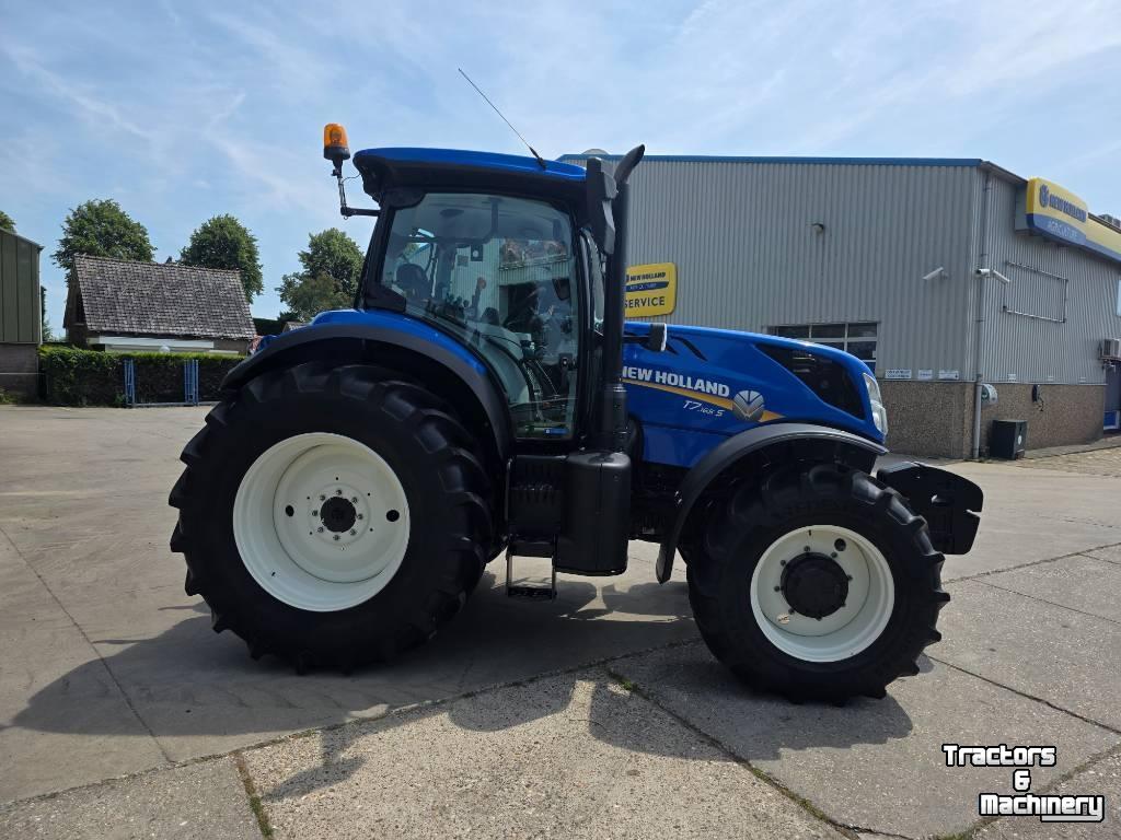 Schlepper / Traktor New Holland T 7.165 S