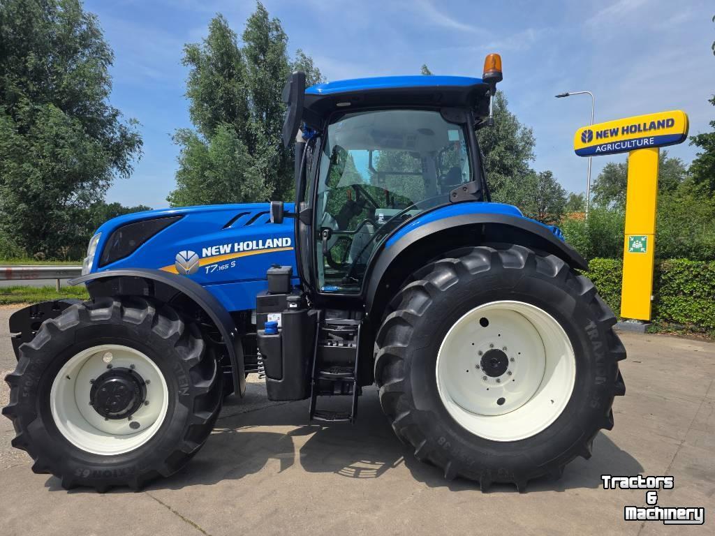 Schlepper / Traktor New Holland T 7.165 S