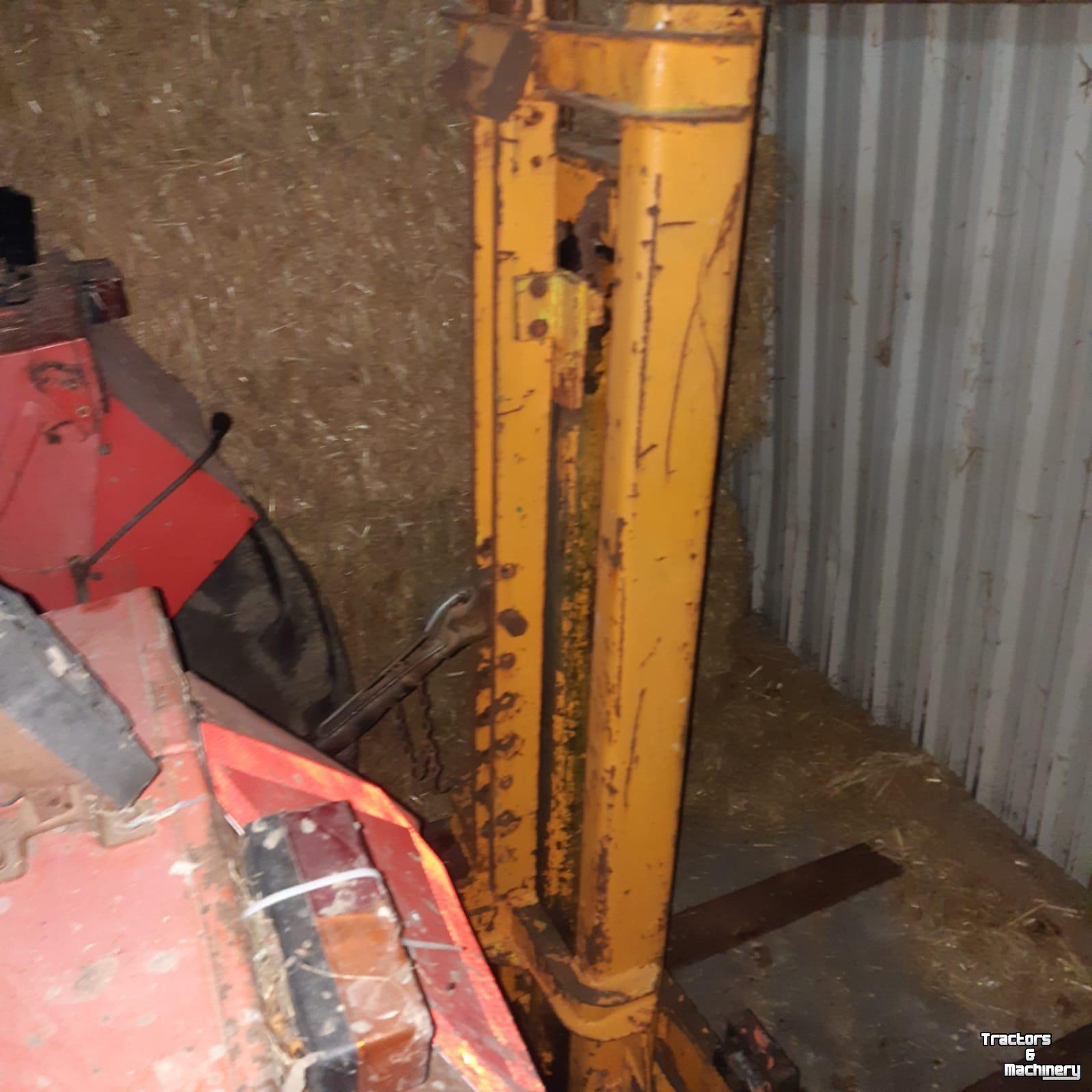 Anbau Hydraulik Stapler / Mini Gabelstapler  Hefmast met pallet lepels