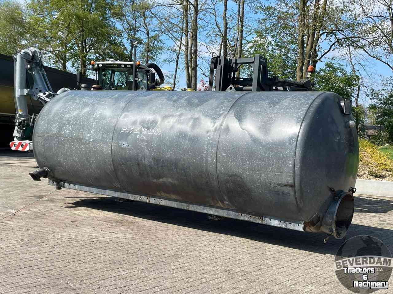 Gülletankwagen Peecon tank 16M3