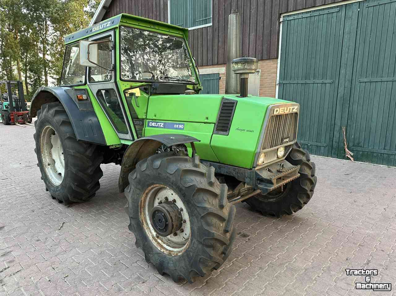 Schlepper / Traktor Deutz-Fahr DX90