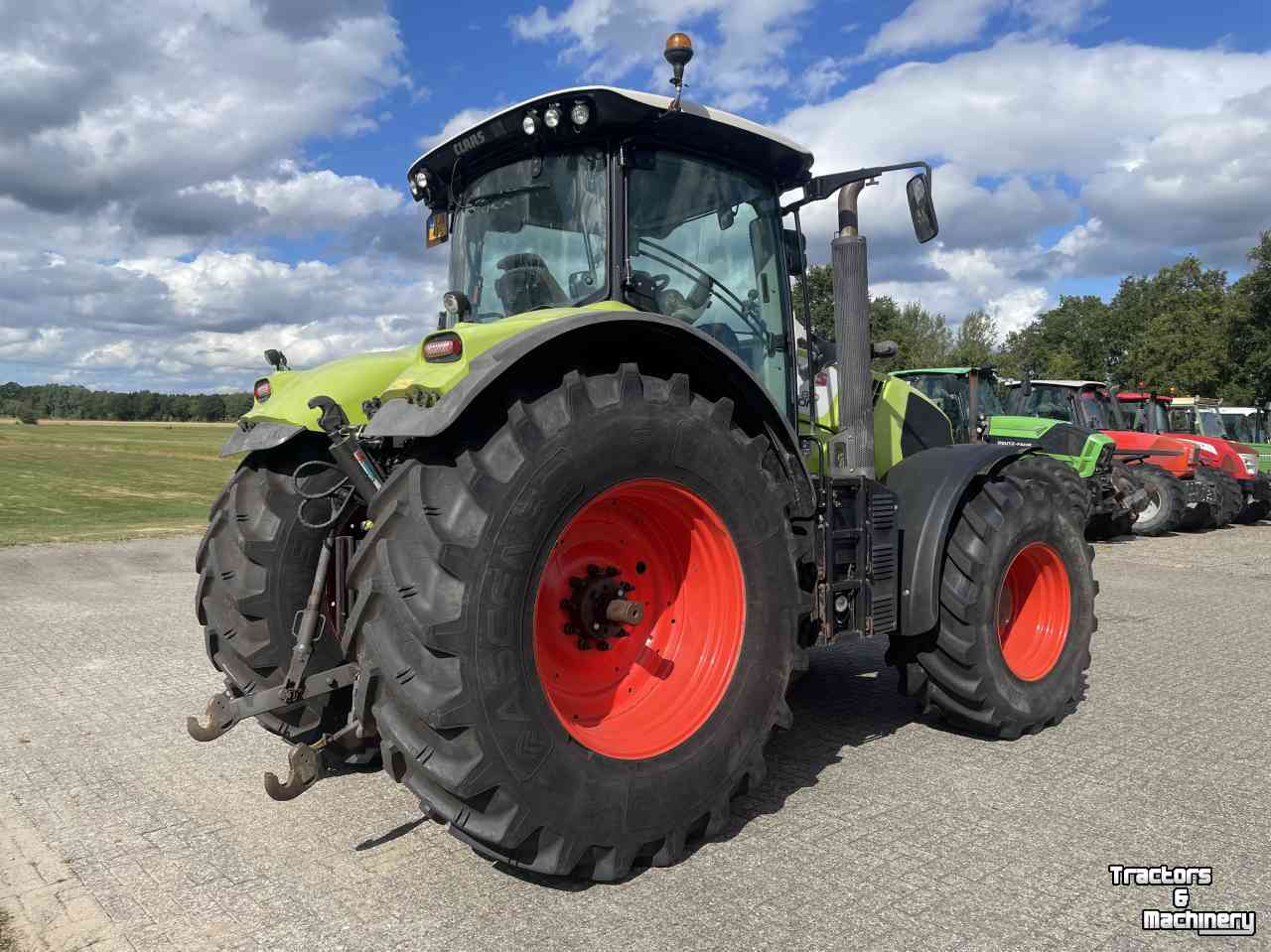 Schlepper / Traktor Claas Axion 810 C-Matic Cebis (nieuw model, jaar 2015)