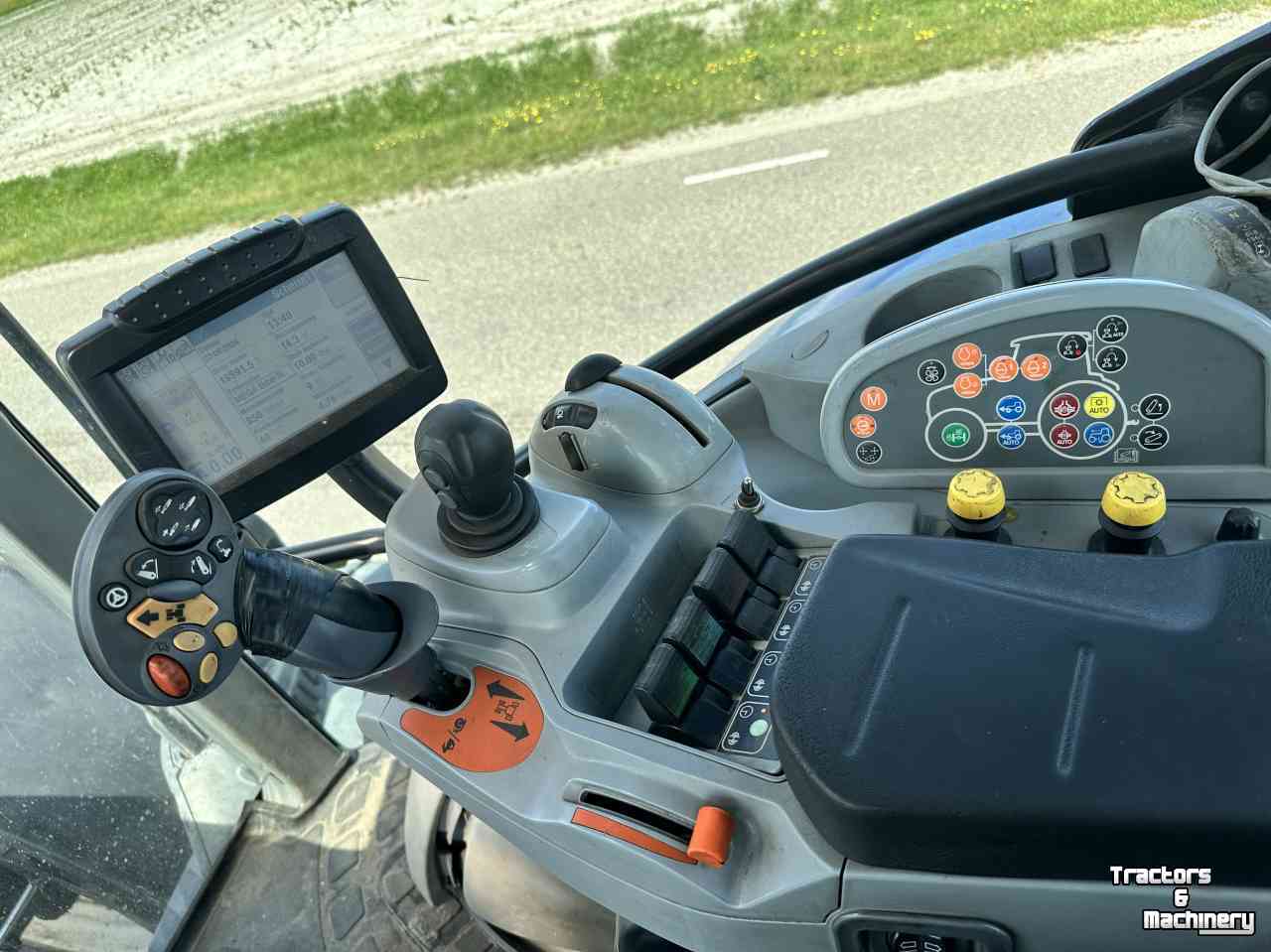 Schlepper / Traktor New Holland T7.210