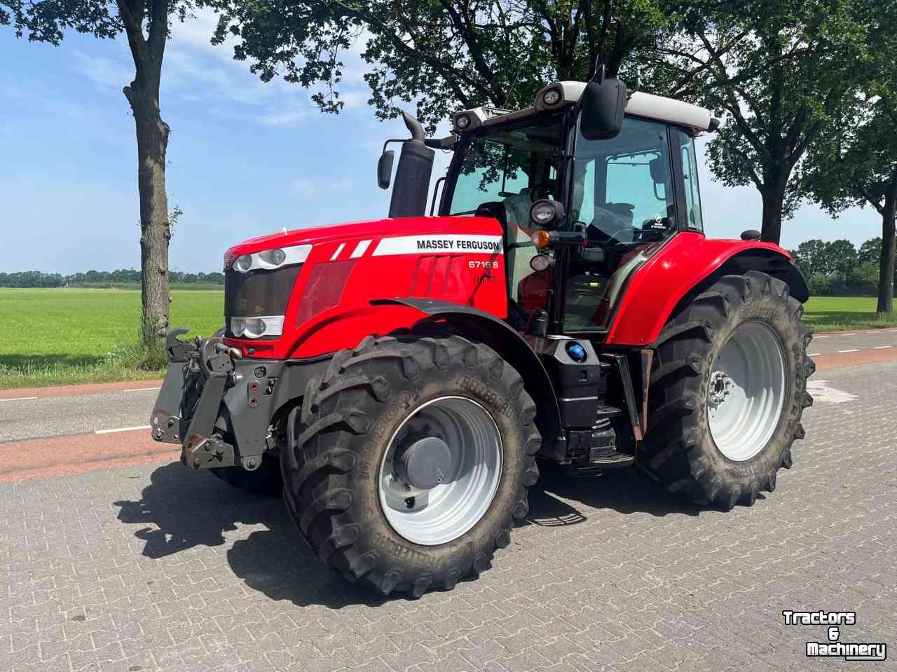 Schlepper / Traktor Massey Ferguson 6716S Dyna6