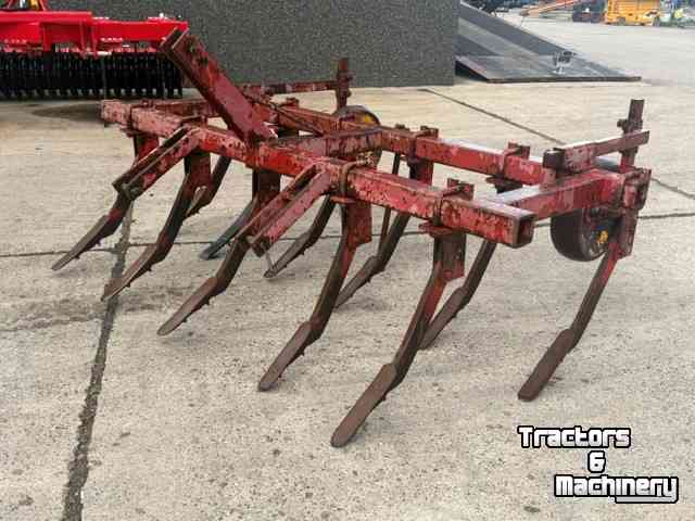 Grubber  cultivator