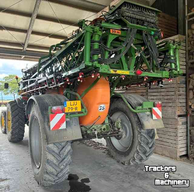 Feldspritze Amazone UX 4200 spuit
