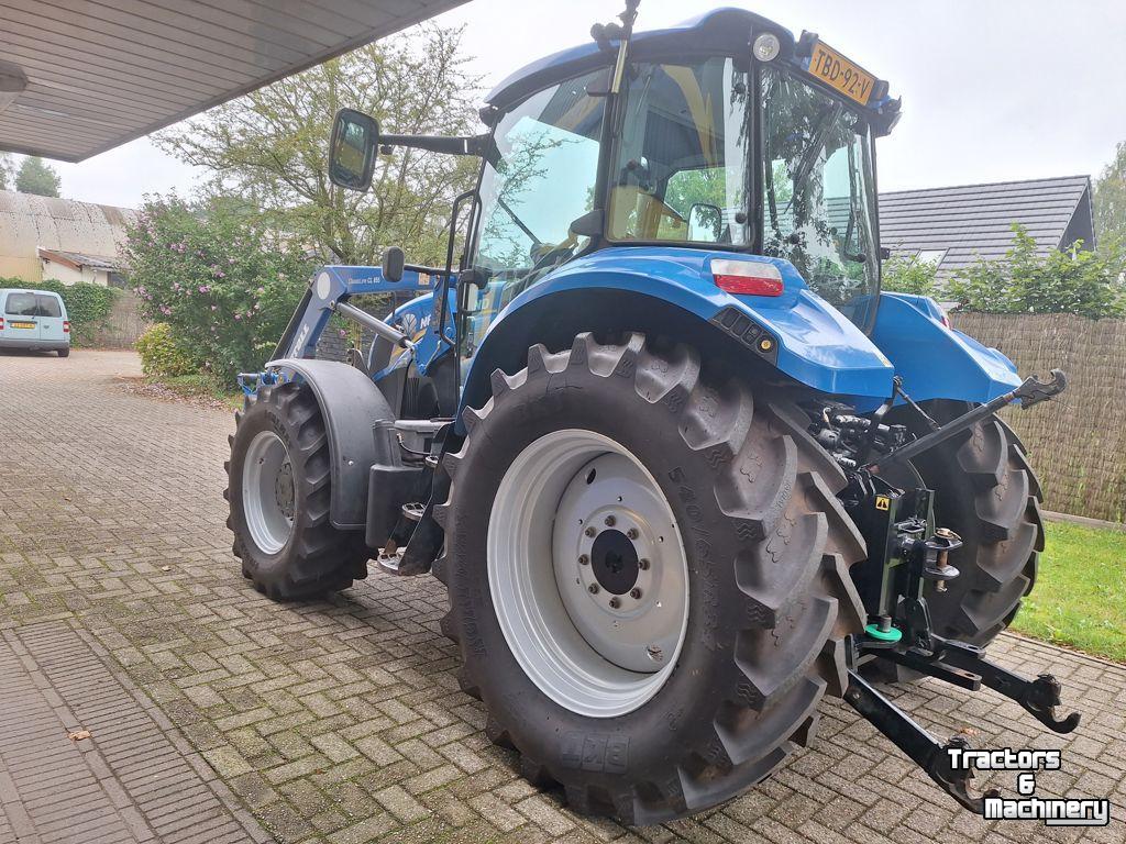 Schlepper / Traktor New Holland T5.95