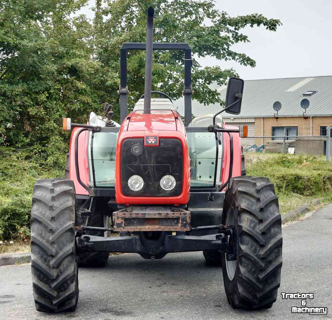 Schlepper / Traktor Massey Ferguson 5425 4x4 Open station