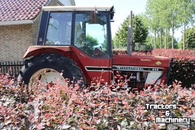 Schlepper / Traktor Case IH 645
