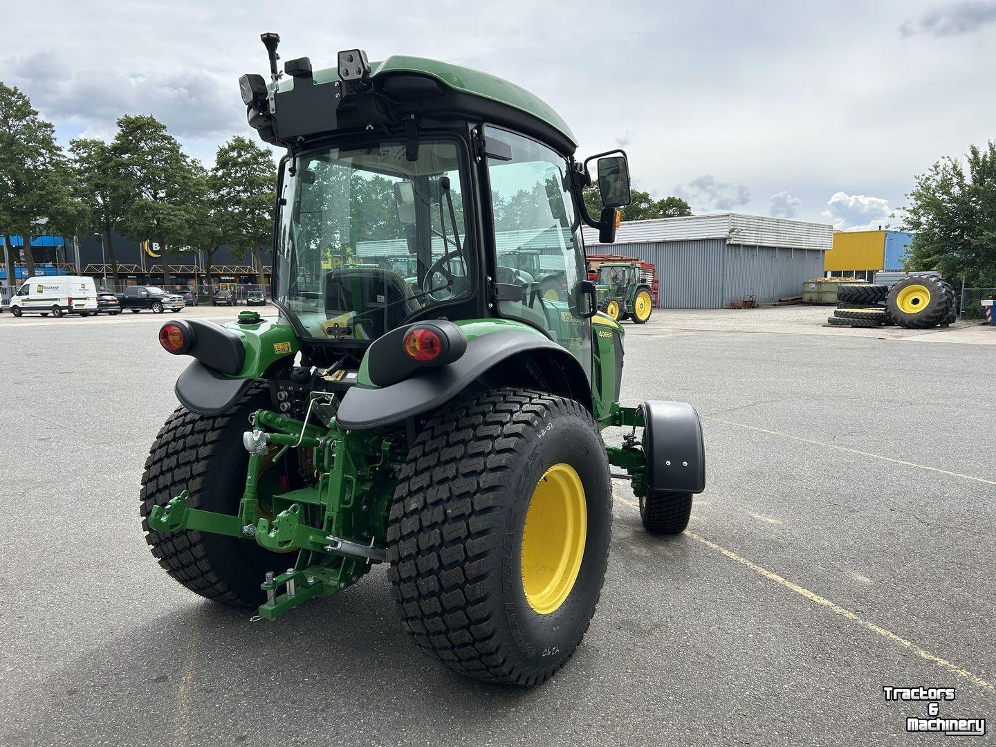 Obsttraktor John Deere 4066R