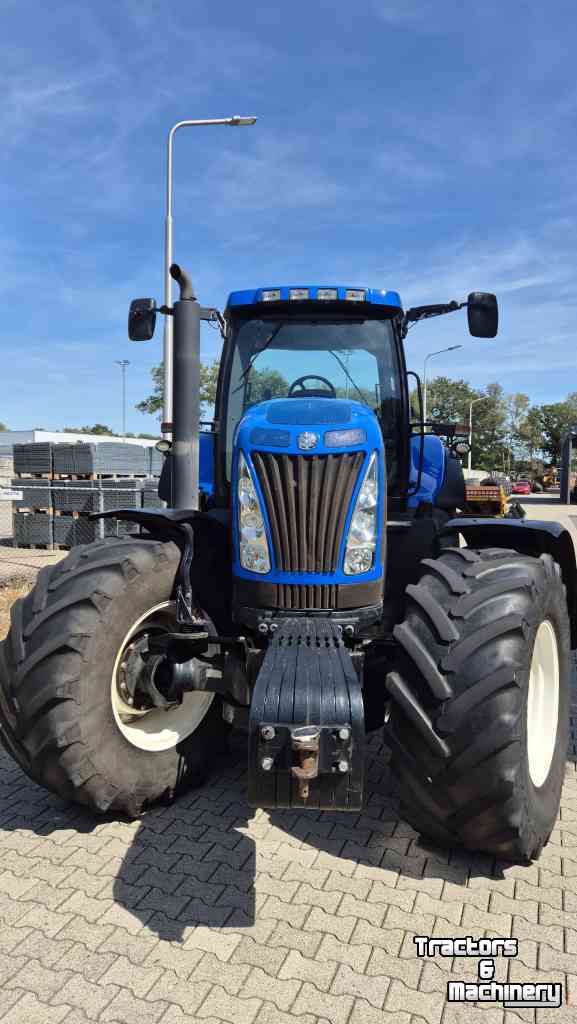 Schlepper / Traktor New Holland T8020 FP 40 Kmh. Lucht, geveerde vooras