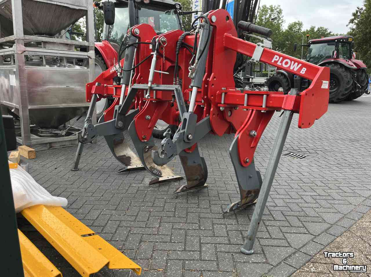 Tiefenlockerer Unia Plow B4 voorzetwoeler/digger (MET 6 TANDEN, 2 ONGEMONTEERD)