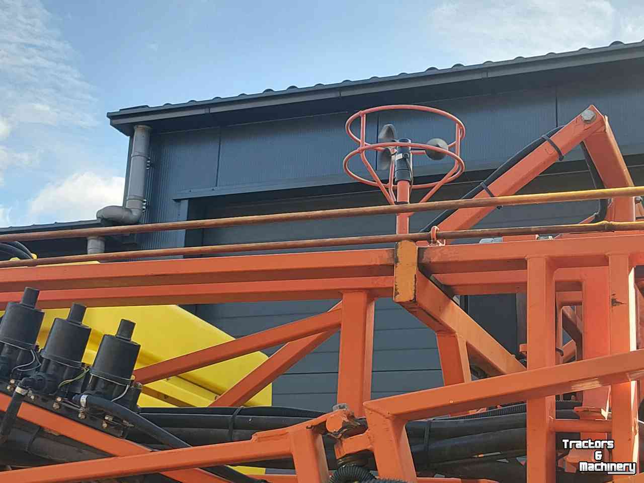 Feldspritze Douven Getrokken Veldspuit 27 meter met AirJet