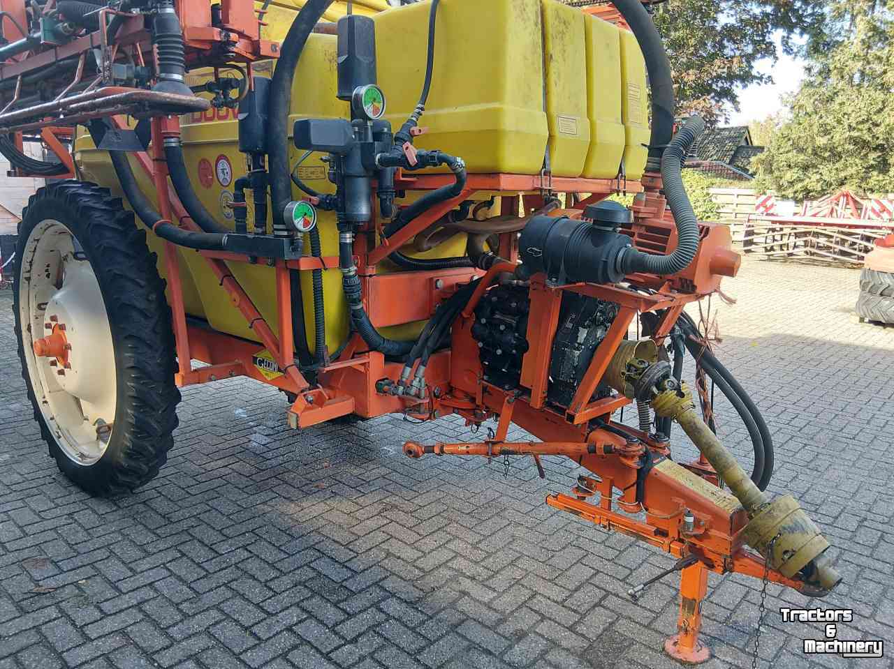 Feldspritze Douven Getrokken Veldspuit 27 meter met AirJet