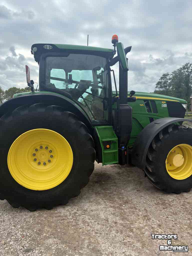 Schlepper / Traktor John Deere 6R 195